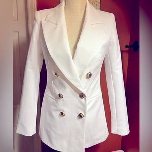 Express White Double Breasted Blazer w/gold buttons‼️ XS